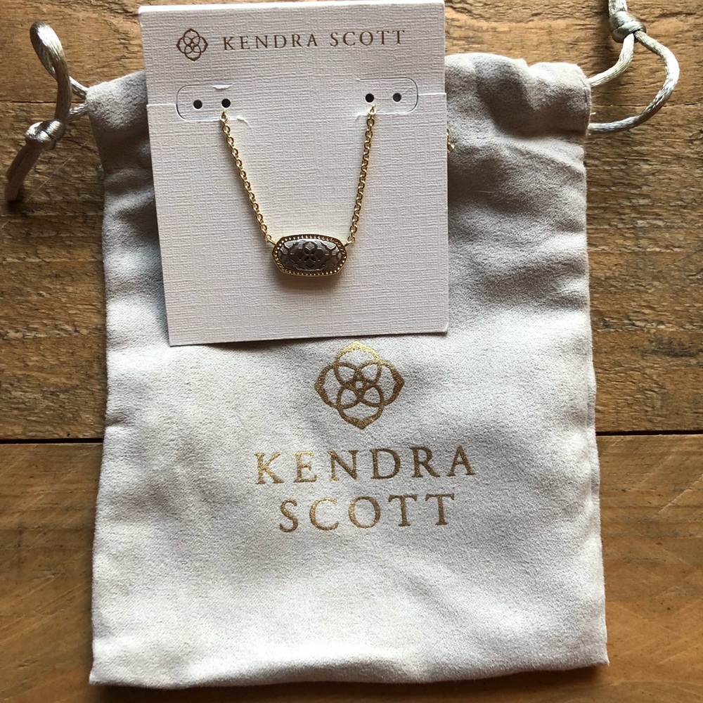 Kendra Scott ‘Elisa’ necklace